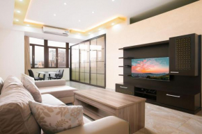 Stylish 2 Bedroom! Heart of city!